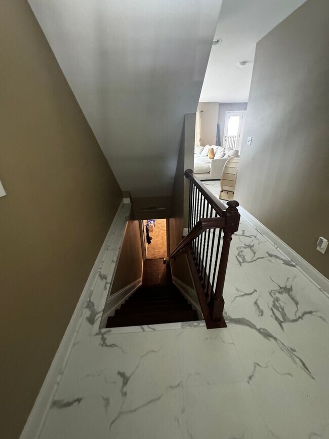 Foto del edificio - 3 Bedroom Single Family Home in Cincinnati