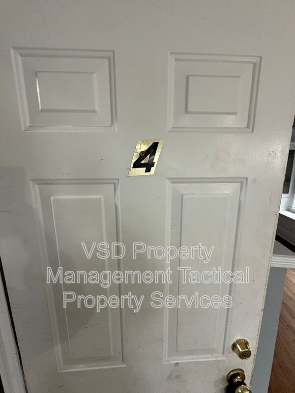 Foto del edificio - 3289 E 143rd St