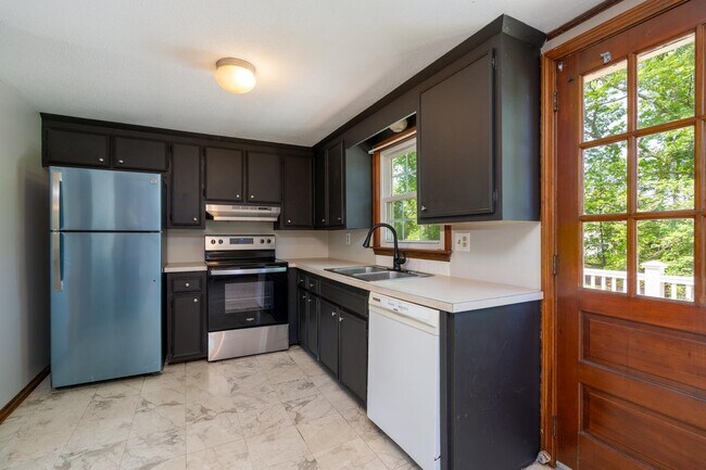 Foto del edificio - 22 Chatham Cir