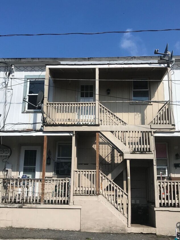 Primary Photo - 2 Bedroom 1 Bath