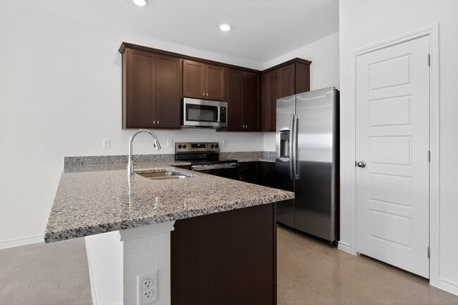 Foto del edificio - 1255 Concord Dr