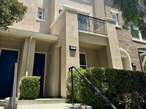 Building Photo - 1190 Elfin Forest Rd W