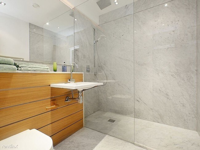 Building Photo - 1827 Jefferson Pl NW NW