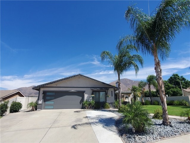 Photo - 28498 Sycamore Dr (Highland, CA)