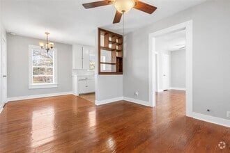 Building Photo - 1446 Lawson St