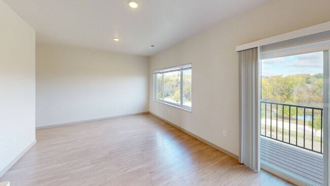 1 cama/1 baño, sala de estar/comedor - Alta Apartments
