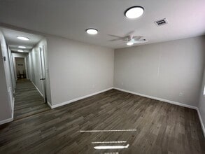 Building Photo - 1155 Hartley St