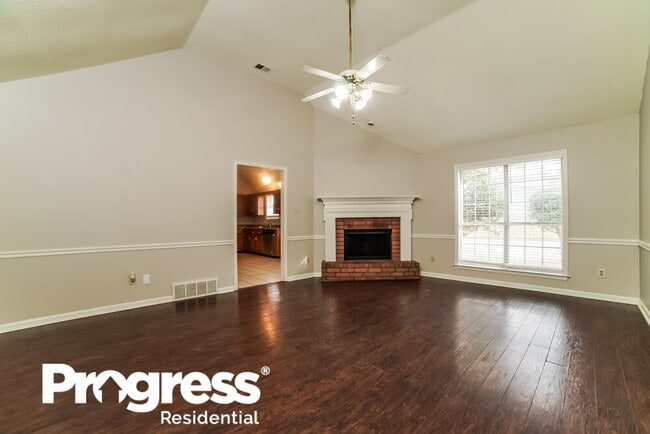 Building Photo - 5618 Heather View Dr