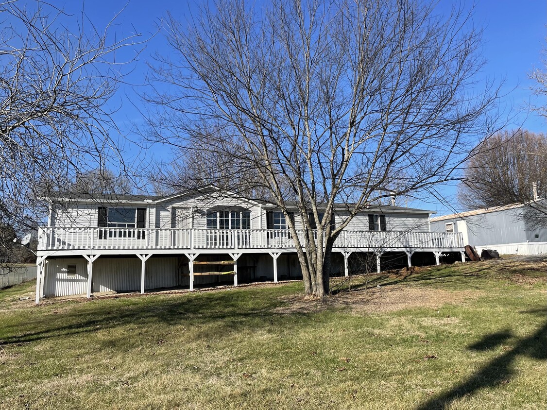 209 Big Z Dr, Maryville, TN 37801 House Rental in Maryville, TN