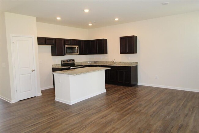 Foto del edificio - 6513 Mountain Home Way