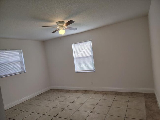 Foto del edificio - 3731 NW 78th Ln