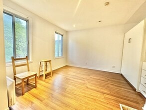 Building Photo - 461 Rue Rachel E