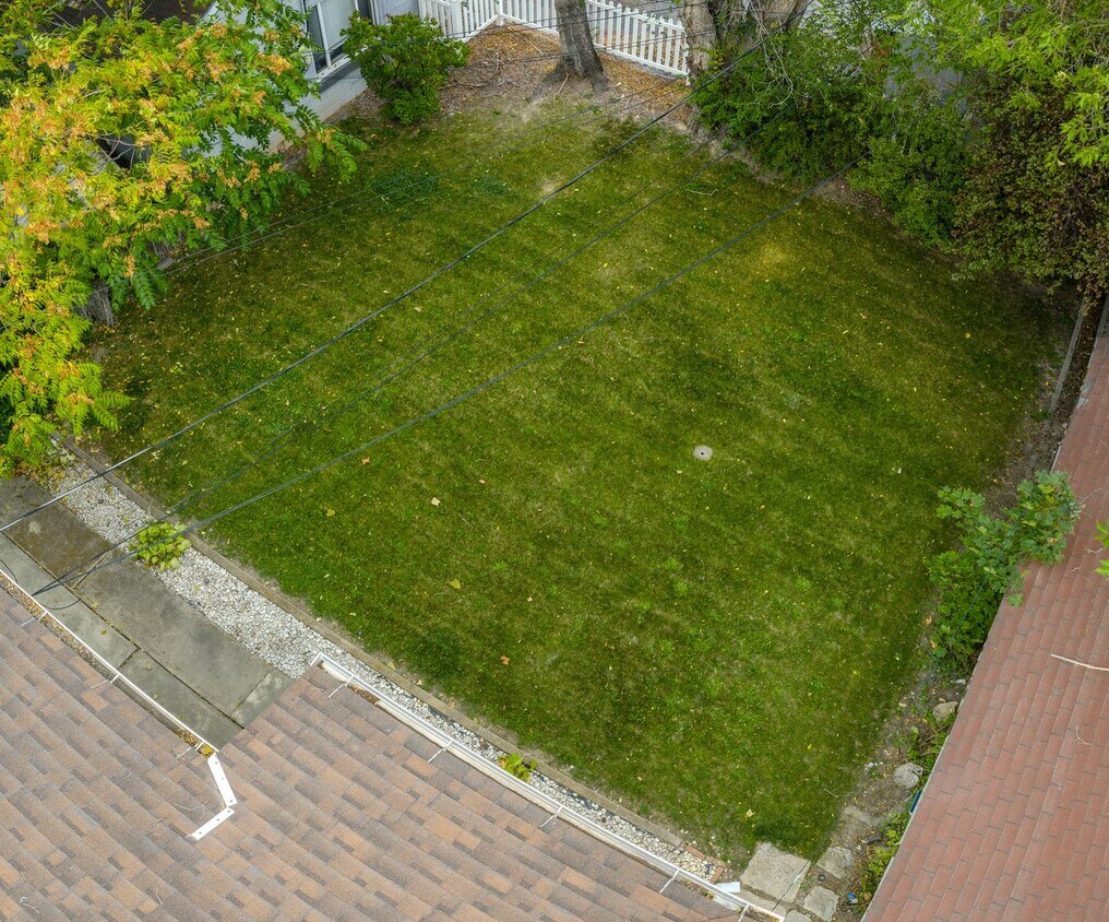 Primary Photo - Brown Duplex