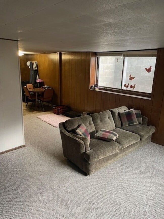 Foto del edificio - 922 Broadway St