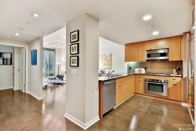 Foto del edificio - 355 1st St