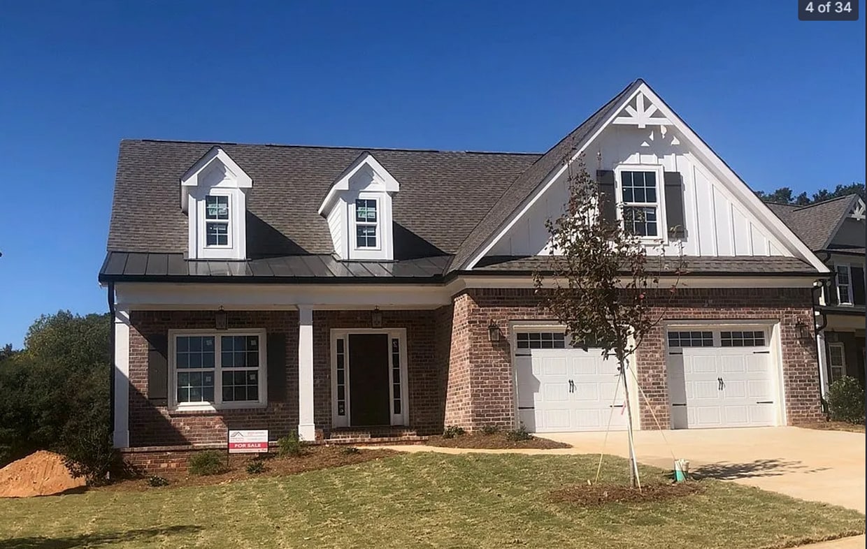 Charming 4 Bedroom 2.5 Bathroom with Bonus Room - Charming 4 Bedroom 2.5 Bathroom with Bonus Room