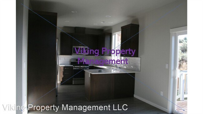 Building Photo - 4 br, 2.5 bath House - 814 NE Brookstone Dr.
