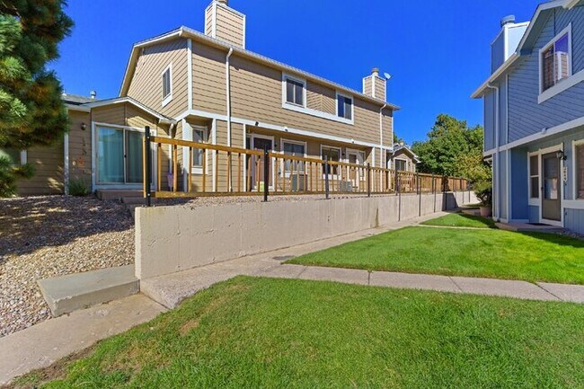 Foto del edificio - 2709 Hearthwood Ln