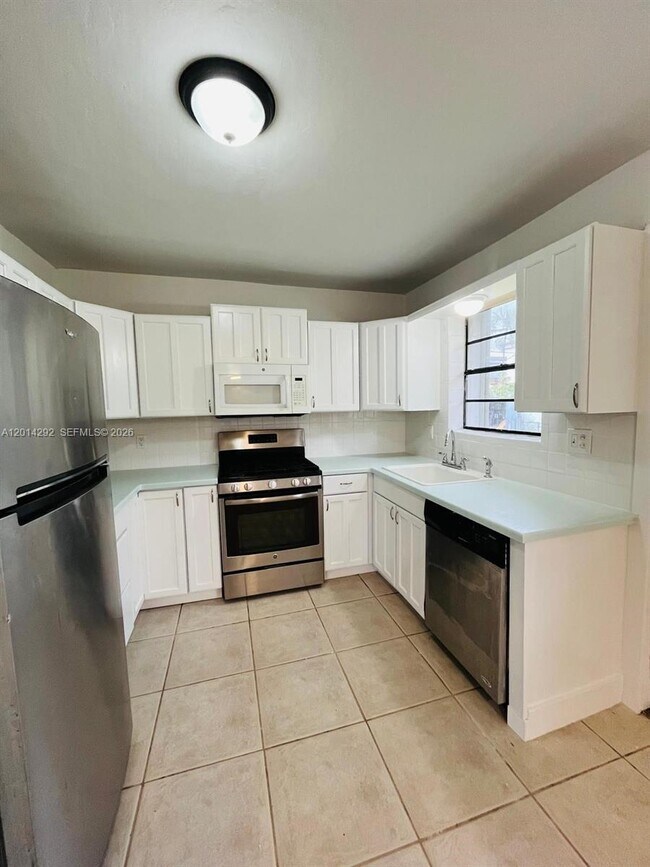 Foto del edificio - 21220 NE 26th Ave