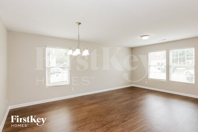 Building Photo - 1434 Waterlily Lane