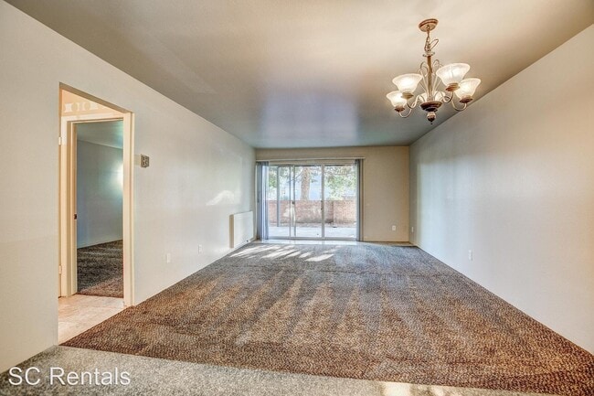 Building Photo - 1009 13th Ave