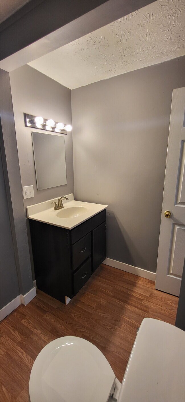 Foto del edificio - 2 Bedroom Country apartment