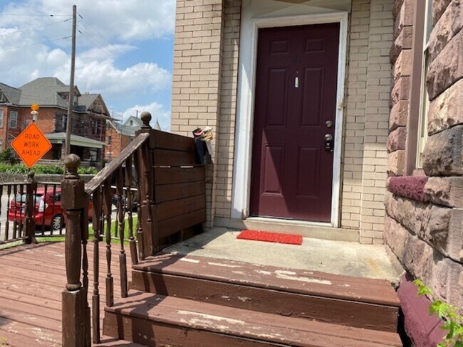 Foto del edificio - 80 Governors Pl