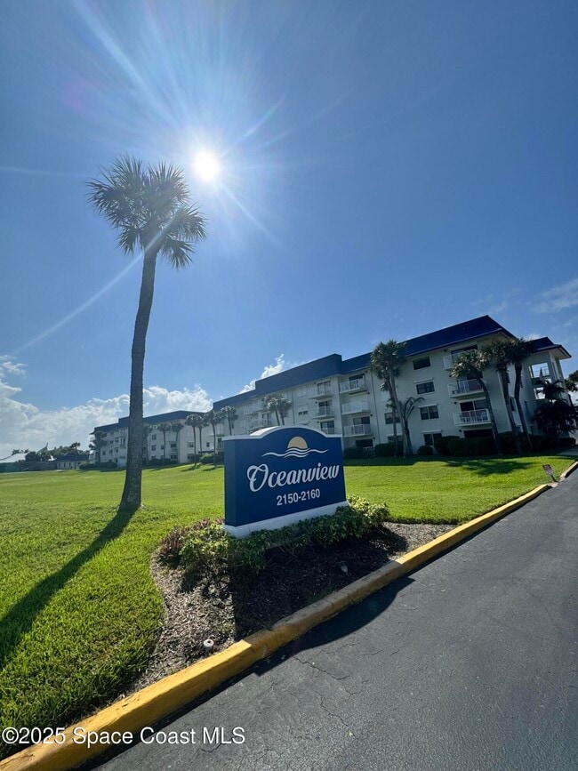 Building Photo - 2160 N Hwy A1A