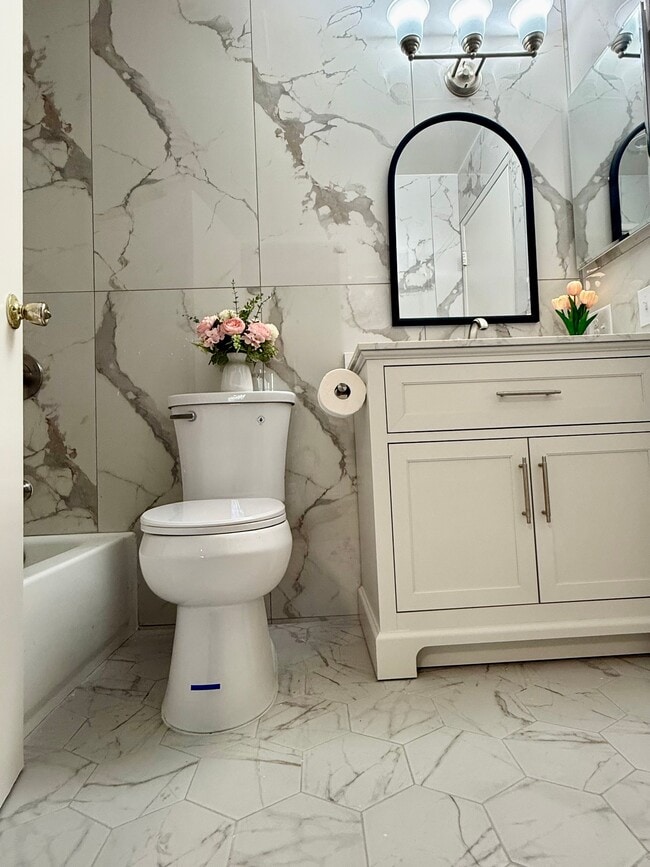 Building Photo - 7765 Beechwood Way