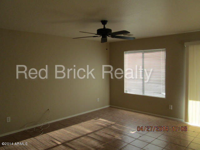 Building Photo - 24784 N Good Pasture Ln