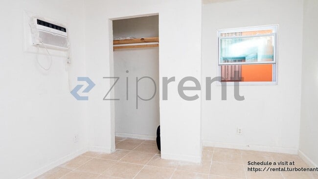 Building Photo - 2579 Angler Dr