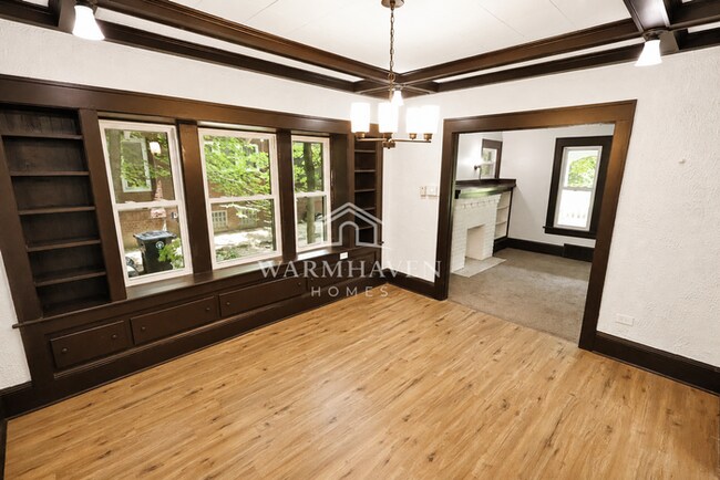 Building Photo - 1007 Delia Ave