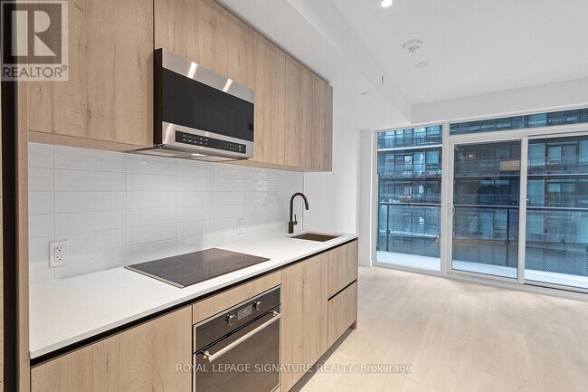 Photo du bâtiment - 117 Broadway Ave