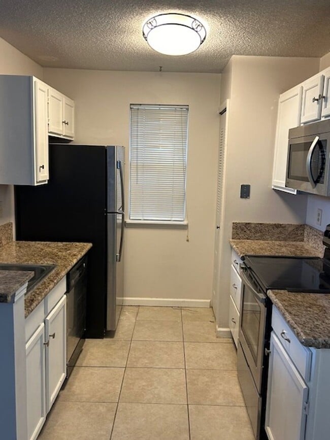 Building Photo - Charming 2BR Condo in Johns Creek