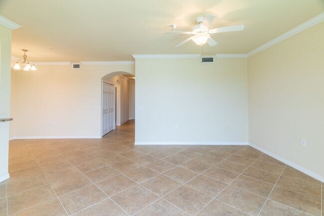 Foto del edificio - Bonita National 2/2 Condo with Golf!