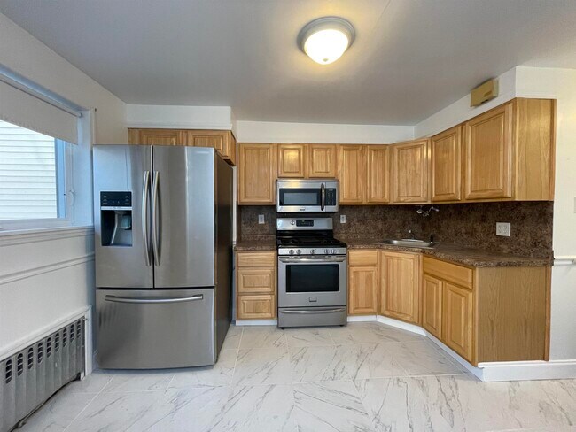 Foto del edificio - 611 74th St