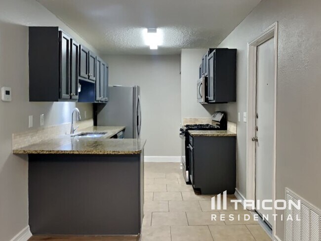 Building Photo - 16635 Saltgrass Street San Antonio TX