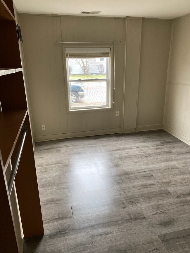 1630 S 6th St Unit 1630 S 6th Street, Ironton, OH 45638 Apartments in