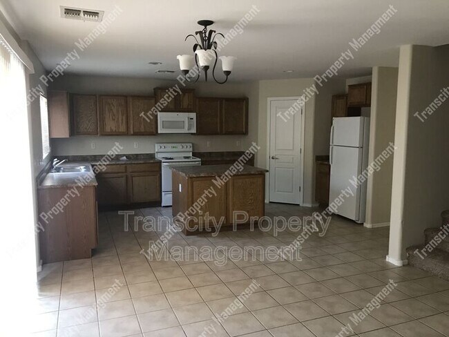 Foto del edificio - 39672 N Webb Cir