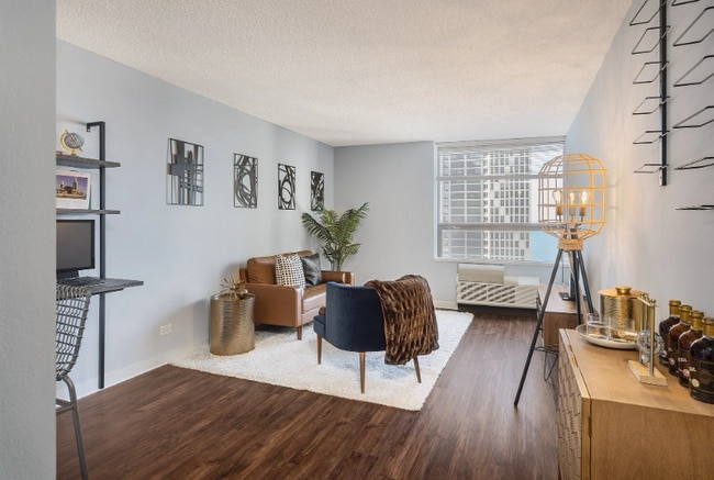 Foto del edificio - 454 E Ohio St