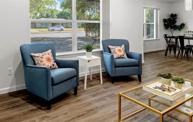 Foto del edificio - 5819 Forest Ln