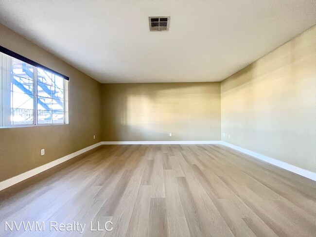 Foto del edificio - 2 br, 2 bath House - 8410 Eldora Ave  #1003