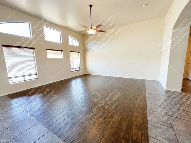 Foto del edificio - 4 br, 2.5 bath House - 9003 S 10th Dr