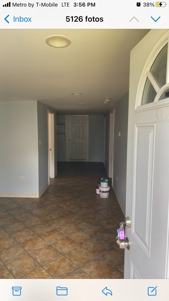 Building Photo - 5126 S Wolcott Ave