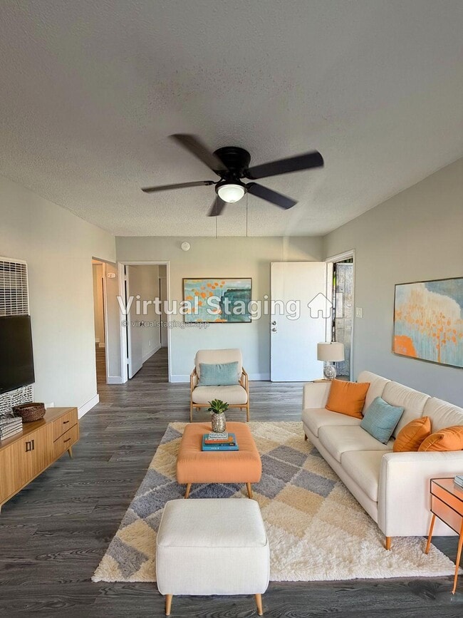 Photo - 7822 S Western Ave Apartment