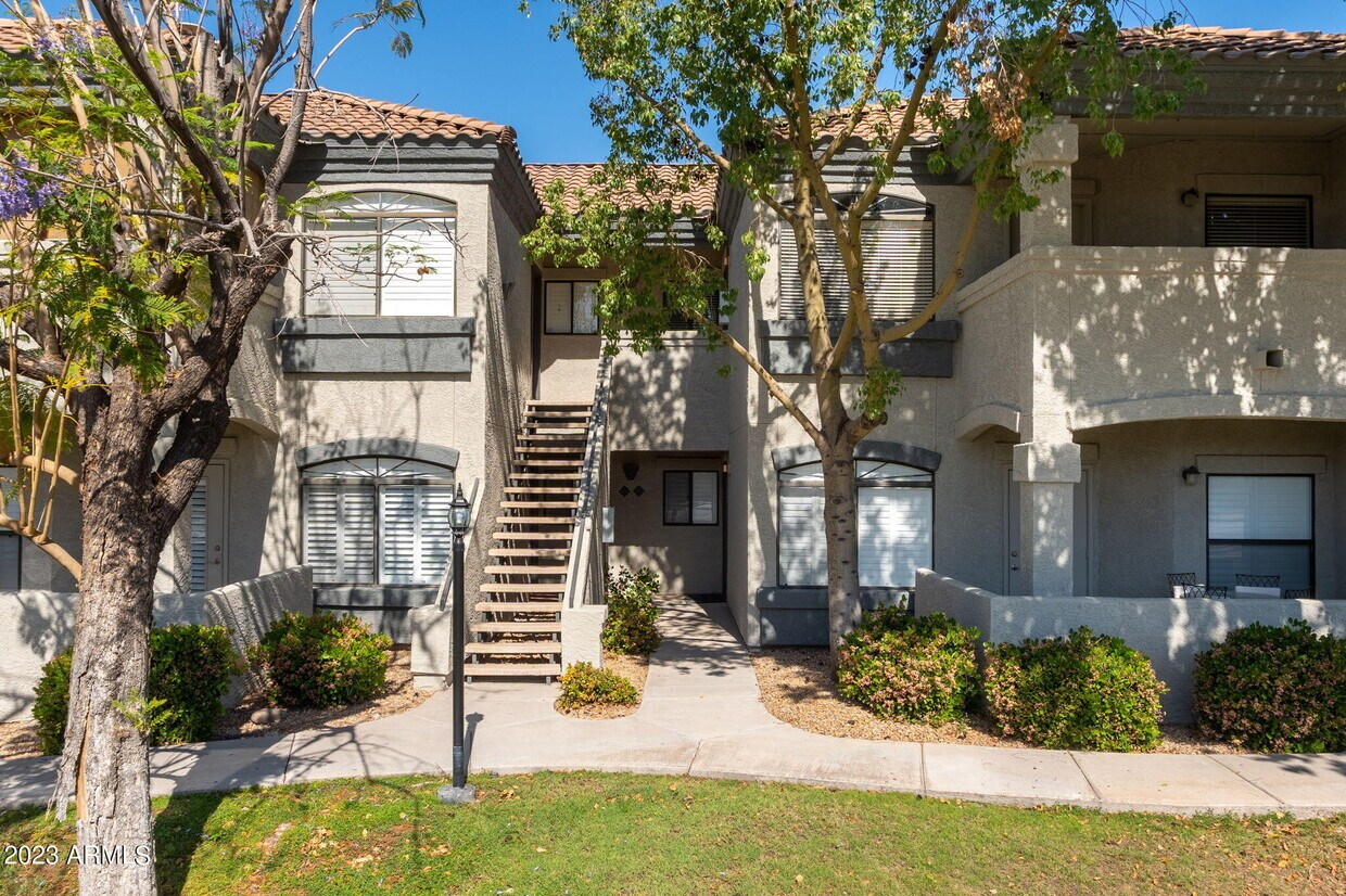 15095 N Thompson Peak Pkwy Unit 1063, Scottsdale, AZ 85260 Room for