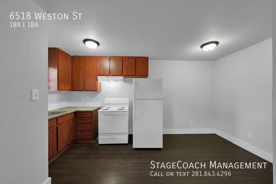 Photo - 6518 Weston St-