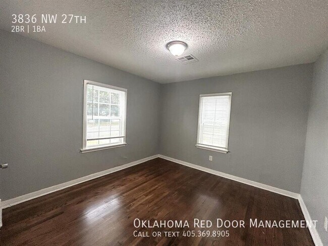 Foto del edificio - 3836 NW 27th-