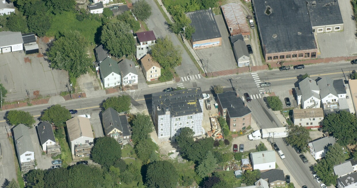 Primary Photo - Thomas Heights