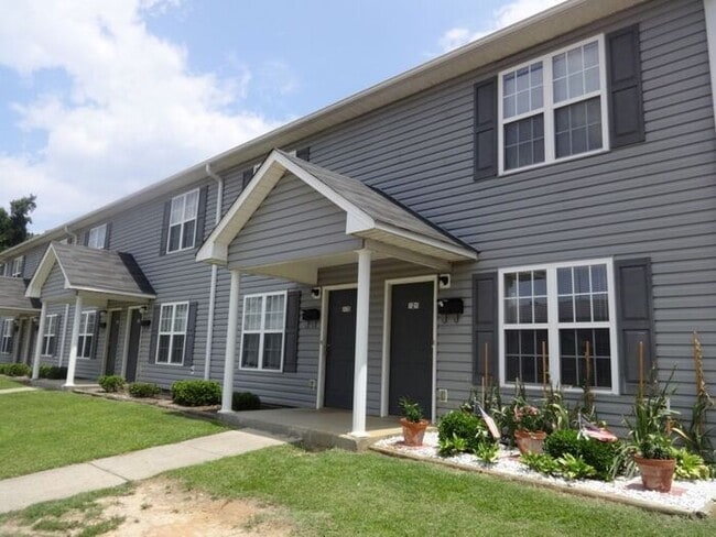 Building Photo - 914 Pedro Dr